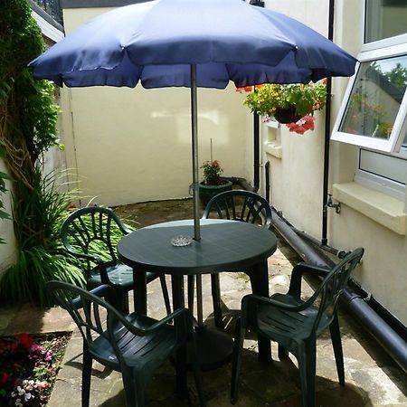 Sandy Bay Guest House Bournemouth Exterior photo